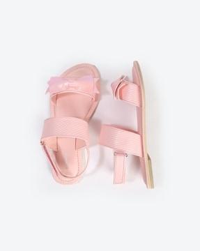 flat-sandals-with-bow-applique