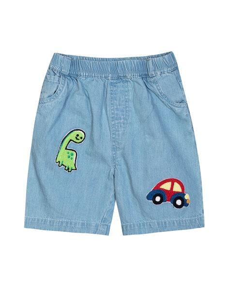 flat-front 3/4th shorts with embroidery accent