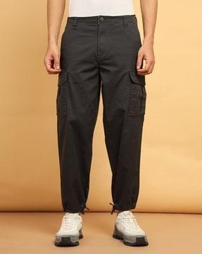 flat-front cargo pant with insert pockets