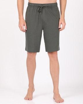 flat-front city shorts with elasticated waist