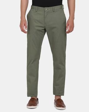 flat front mid-rise trouser