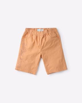 flat-front shorts with elasticated waist