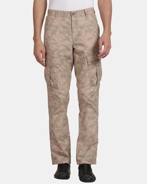flat-front trouser with insert pockets