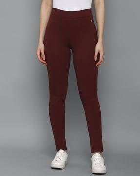 flat-front trousers with elasticated waist