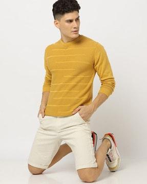 flat knit crew-neck pullover