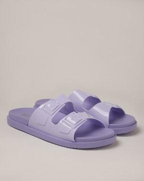 flat sandals with buckle closure