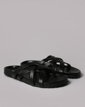 flat sandals with criss-cross straps