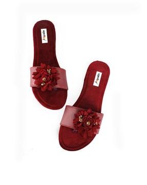 flat sandals with floral applique