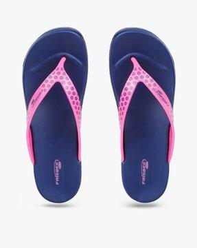 flip-flops with printed thong-strap