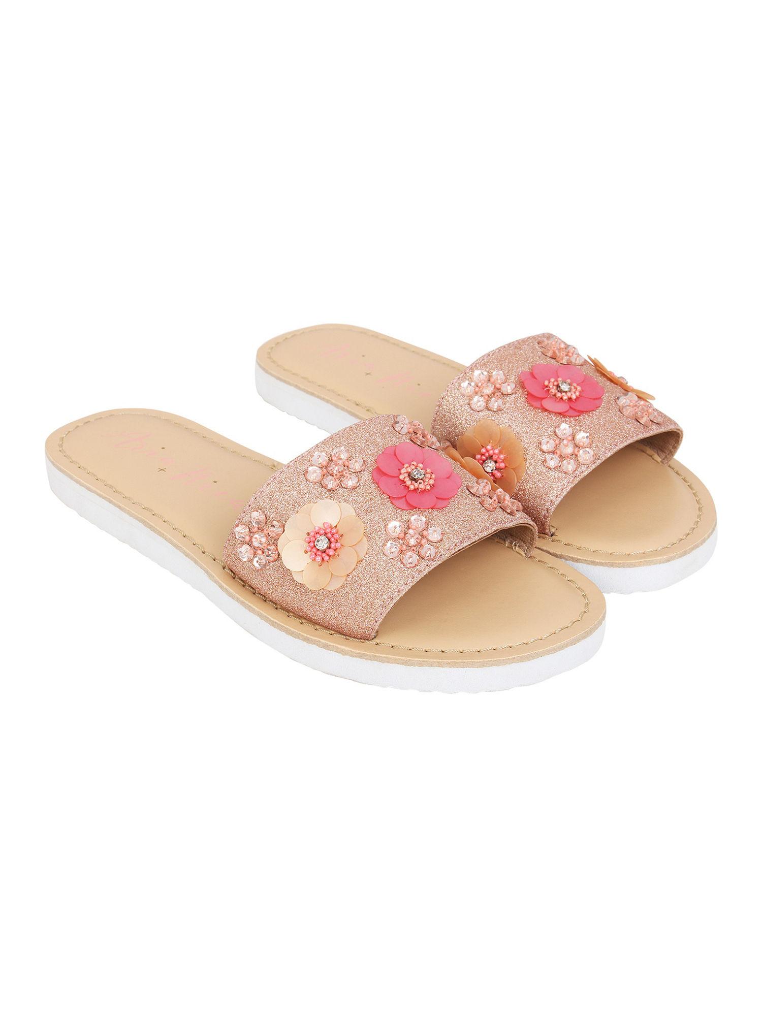 flora embroidery detailing slider sandals - peach