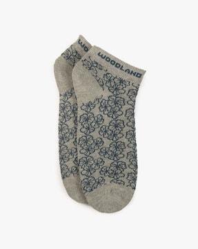floral-knit-ankle-length-socks