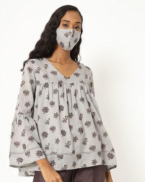 floral print flared top with mask