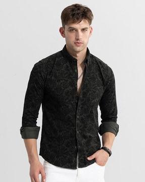 floral print regular fit shirt with patch pocket