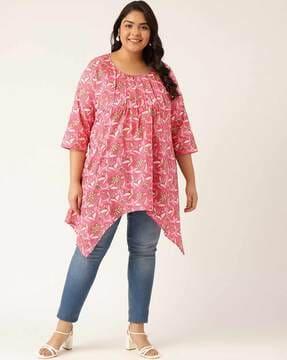 floral print top with 3/4th sleeves