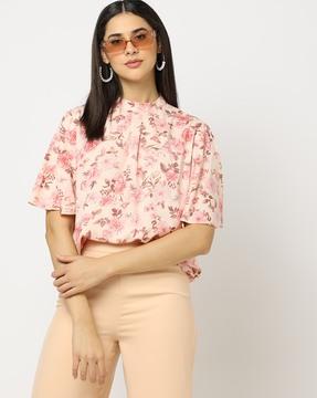 floral print top with flounce sleeves
