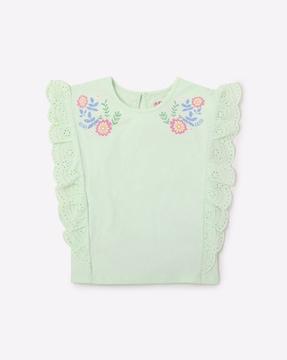 floral print top with schifflie frill