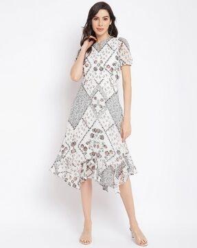 floral-print-v-neck-dress