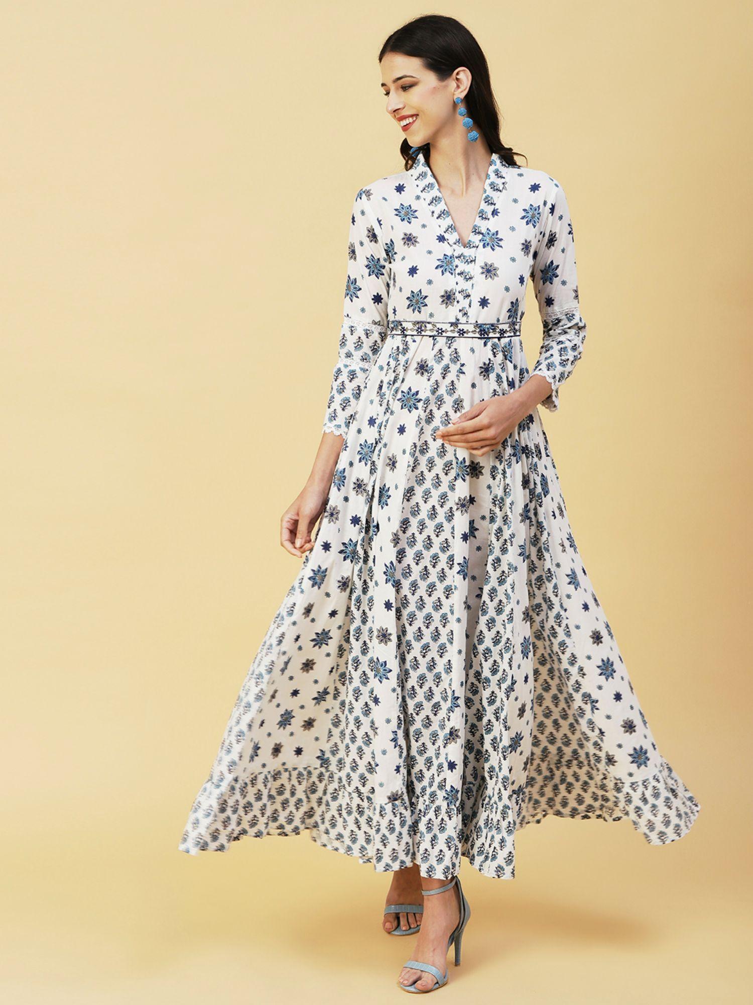 floral block printed anarkali maxi gown with mirror waist belt-white & blue (set of 2)