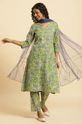 floral calf length blended fabric woven women's kurta set - green