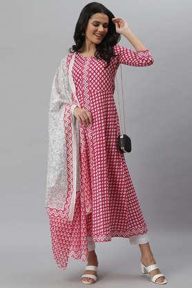floral cotton round neck women's kurta dupatta set - pink