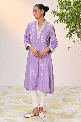 floral cotton v-neck women's kurta - purple