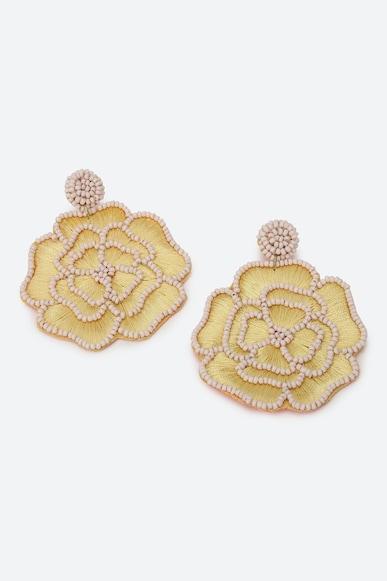 floral earrings