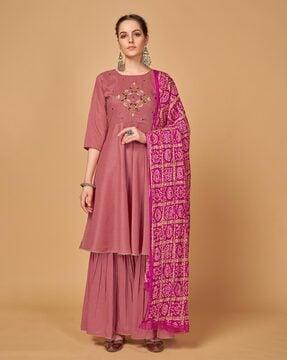 floral embroidered anarkali kurta set