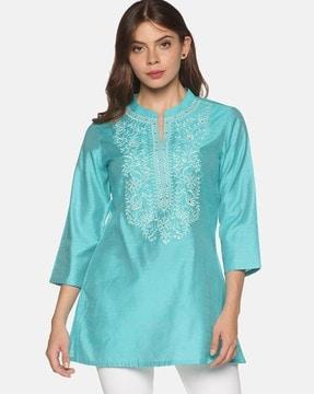 floral embroidered collar-neck tunic