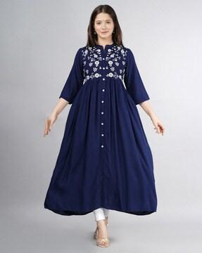 floral embroidered flared kurta