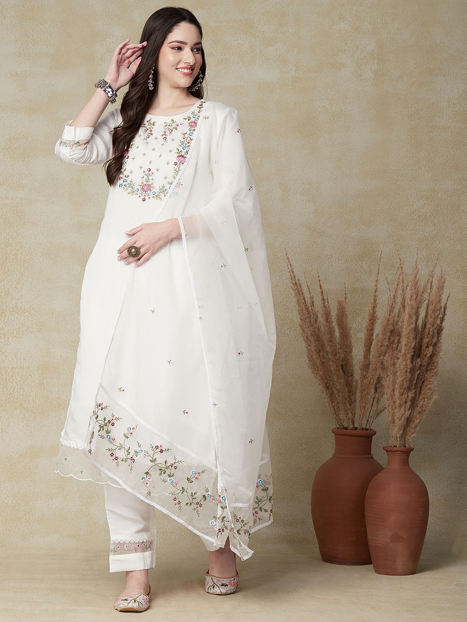 floral embroidered kurta with pants & dupatta white (set of 3)