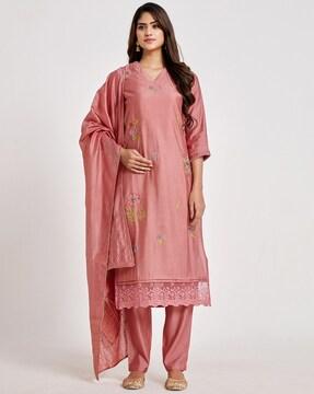 floral embroidered kurta with pants & dupatta