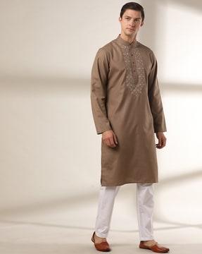 floral embroidered slim fit kurta