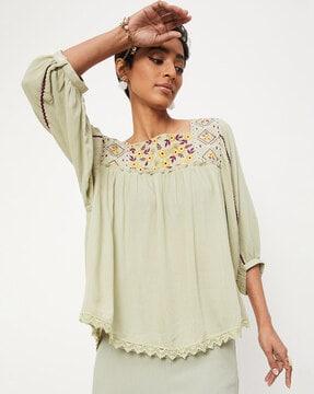 floral embroidered square-neck top