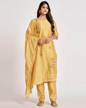 floral embroidered straight kurta set