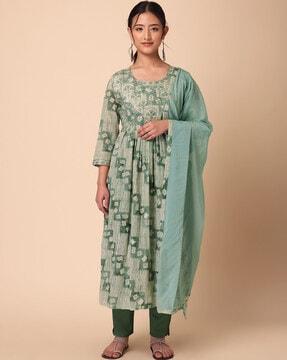 floral embroidered straight kurta set