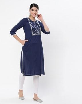 floral embroidered straight kurta