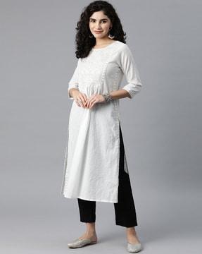 floral embroidered straight kurta