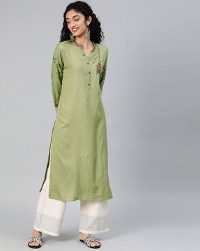 floral embroidered straight kurta