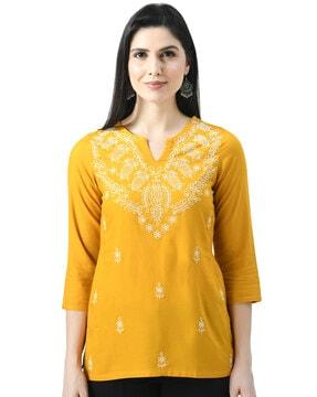 floral embroidered straight kurti