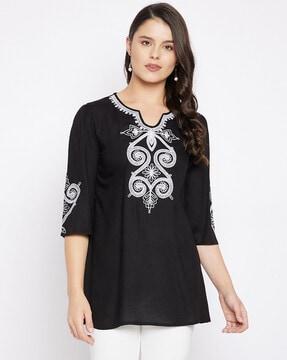 floral embroidery regular top