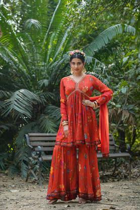 floral knee length crepe woven women's kurta palazzo set - red