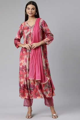 floral muslin v-neck women's kurta and trouser with dupatta - magenta