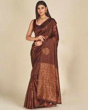 floral pattern saree with contrast pallu