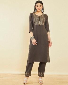 floral pattern straight kurta set