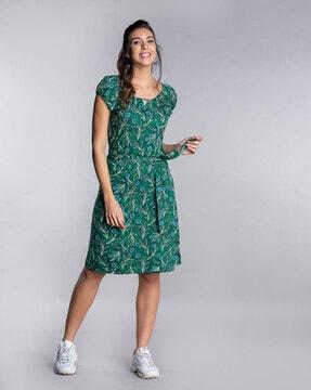 floral print a-line dress with waist tie-up