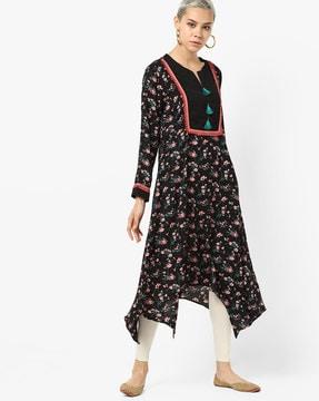 floral print a-line kurta with asymmetric hemline