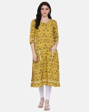 floral print a-line kurta with slip pockets