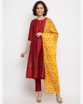 floral print anarkali kurta set with dupatta