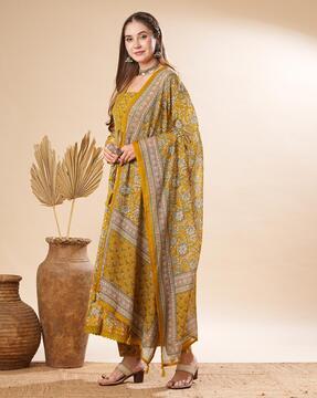 floral print anarkali kurta with pants & dupatta