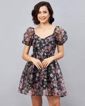 floral print dress with puff sleeves